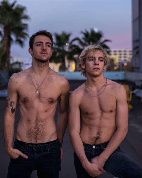 Teen Beach star Ross Lynch has been called the new Zac Efron but says he can't get used to his poster boy status. ... Paulina Gretzky poses in a nude bikini for KIND magazine ...